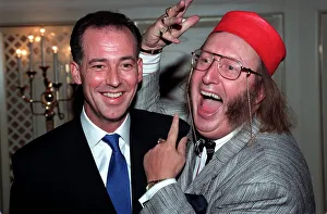 MICHAEL BARRYMORE & JOHN MCCRIRICK AT PERSONALITY OF THE YEAR LUNCH - 08/04/1992 MICHAEL BARRYMORE & JOHN MCCRIRICK AT PERSONALITY OF THE YEAR LUNCH - 08/04/1992