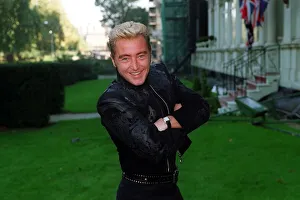 Michael Flatley Irish Dancer October 97 Outside the Hyde Park Hotel in london to Michael Flatley Irish Dancer October 97 Outside the Hyde Park Hotel in london to