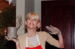 Michelle Collins Actress March 98 Trying her hands on the potters wheel outside Michelle Collins Actress March 98 Trying her hands on the potters wheel outside