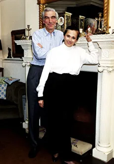 Mike Scott TV Presenter with his wife A©Mirrorpix Mike Scott TV Presenter with his wife A©Mirrorpix