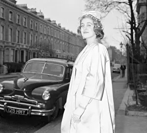 Miranda Smiley one of the last debs to be presented to the queen Miranda Smiley one of the last debs to be presented to the queen