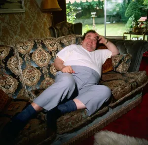 00007 Prints: Bernard Manning Print - November 1989 Couch Photo