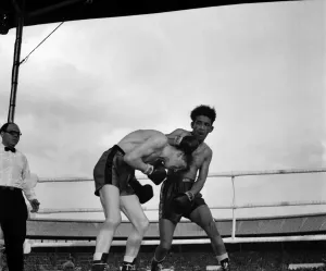 00012 Prints: Boxing Print: Pat McCarthy v. Jackie Turpin, June 1952