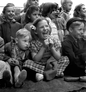 00012 Prints: Children Watching Punch and Judy in Archbishop's Park Print