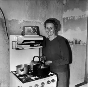 00027 Prints: Home Cook Print, December 1969