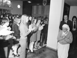 00029 Prints: Mother Teresa of Calcutta Print, 13th September 1974