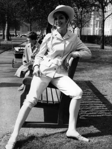 Fashion In The 60s Prints: Fashion 1960s: On Monday (17-4-67) at the Europa Hotel, Grosvenor Square