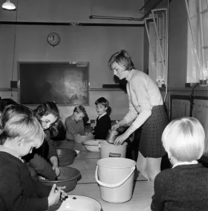 00033 Prints: Print of Mrs. Yeomans at Strensall Village School, Yorkshire, 1969