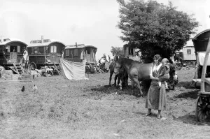 00038 Prints: Gypsies on the Downs Print, Epsom Surrey 1932