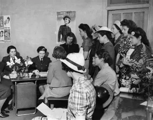 00044 Prints: Women's War Effort Print: June 1941 Radio Location Recruits