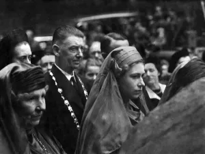 00045 Prints: Princess Elizabeth Print, August 1946 Mountain Ash Photo
