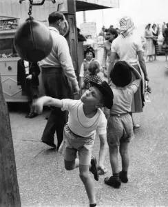 00051 Prints: August 1959 Print: Desmond Illing at the Punchball