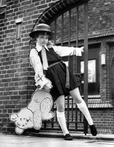 00053 Prints: Prunella Scales as Evelyn, 1962 Print