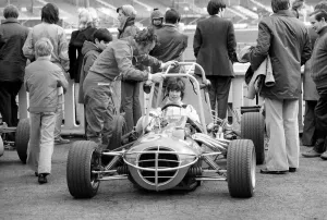 00055 Prints: Mini Grand Prix Print: Graham Hill at White City Stadium, March 1975