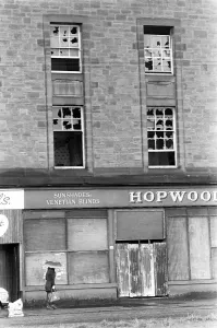 00056 Prints: Glasgow: Architecture - Print of the Gorbals in 1981