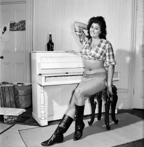 00061 Prints: Large Chested Denise Crooke Piano Print 1965