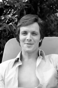 00072 Prints: Ian Ogilvy Print - June 1976 (00072)