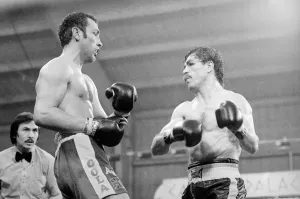 00072 Prints: Alan Minter vs Vito Antuofermo Print, Caesars Palace 1980