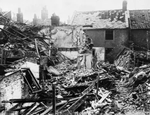 00073 Prints: Air Raid Print: Black and White Photograph of Bentinck Street, Kings Lynn