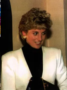 Prints of Diana, Princess of Wales during a visit to the Royal Preston Hospital, Lancashire, after she had opened its magnetic resonance imaging scanner unit. 13th January 1993 Lancaster Prints: Diana at Royal Preston Hospital Print 1993
