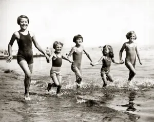 00085 Prints: Young Children Playing in the Sea at Bognor, July 1933 Print
