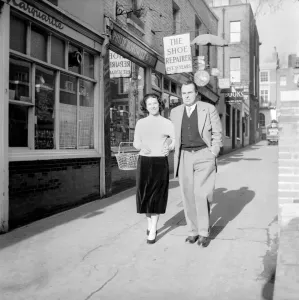00091 Prints: Nigel Kneale and Judy Kerr Shopping Print, January 1957