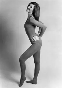 00092 Prints: Lyn Marshall Print - Albert Hall Appearance 1972