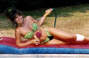 Linda Lusardi Cools Off in 1990 Heatwave Print