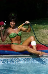 Linda Lusardi Poolside Print, August 1990