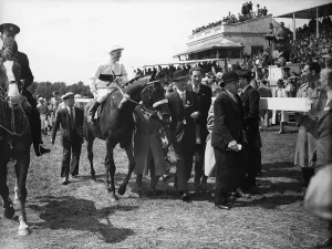 Horse Racing Prints: Pearl Diver Print: Epsom Derby Winner - May 1947