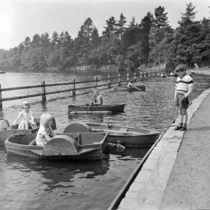 Children Prints: Sutton Park Children on Paddle Boats Print (00178)