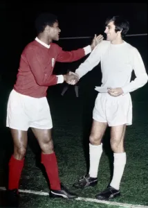 George Best Prints: Manchester United 3-2 Benfica, European Cup Quarter Final Print