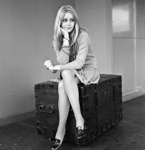 Retro Television Actresses Prints: Actress Liza Goddard, who is about to star in a new ITV play. 19th February 1970