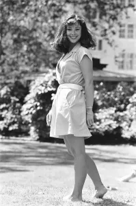 Nicola Bryant as Perpugilliam Peri Brown Print 1983