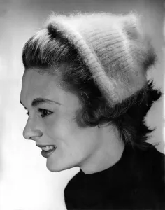 Retro Clothing Trends Prints: Clothing Fashion: Hats. October 1954 P022995