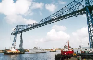 Tees Transporter Bridge Prints: Ton Class Minesweeper HMS Kellington Print, 16th August 1993