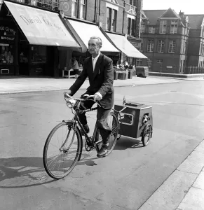Caravan Prints: Vintage Print: 1953 Dog Caravan Ride, Kensal Rise, London