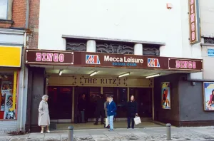 Cinema Exterior Prints: Mecca Leisure Social Club Print, Wallsend 28th April 1991