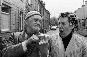 Prints of Bill Owen (Compo) and Kathy Staff (Nora Batty) on the set of Last of the Summer Wine. 27th May 1983 0800to0899 Prints: Bill Owen and Kathy Staff on Set Print 27th May 1983