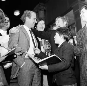 Bobby Charlton Autograph Print 1968 European Cup Final