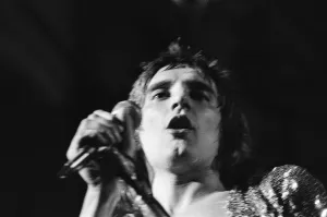 Prints of Rod Stewart singing to the crowd. The Faces featuring Rod Stewart perform at The Reading Festival Saturday August 12th 1972 Music Prints: Rod Stewart performs at Reading Festival 1972 Print