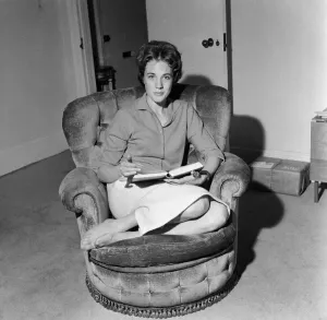 Julie Andrews 1959 Photo Print (01044)