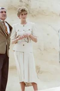 HRH Princess Diana in Egypt Print, 12th May 1992 (01048)