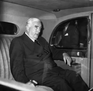 Suez Crisis 1956 Print: Mr Menzies at Lancaster House