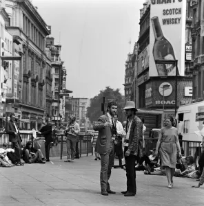 General Scenes in Piccadilly Circus, London Print 1969