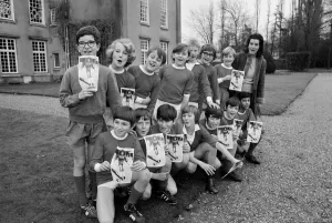 Miss Doris Ker, a teacher at the Reigate Priory Middle School in Bell Street sent a Miss Doris Ker, a teacher at the Reigate Priory Middle School in Bell Street sent a