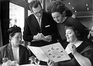 Miss Hattie Jacques with two sales promotion officers of the Egg Marketing Board Miss Hattie Jacques with two sales promotion officers of the Egg Marketing Board