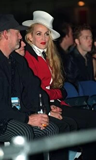 Images Dated 14th November 1996: Model Jerry Hall Model at the MTV Music Video awards November 1996