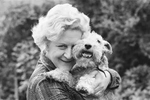 Molly Sugden with her dog Muffin 25th May 1978 Molly Sugden with her dog Muffin 25th May 1978