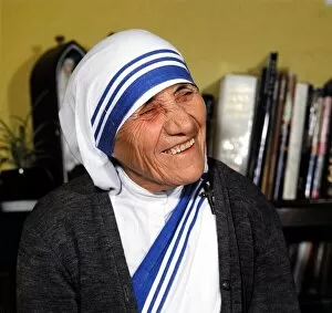 Images Dated 1st July 1982: Mother Teresa seen here during a to Scotland in July 1982